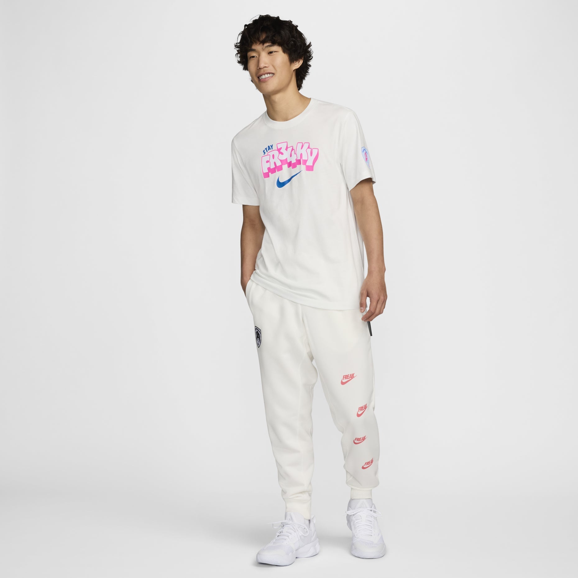 Nike Giannis Basketball T-Shirt 'White' FZ8078-121