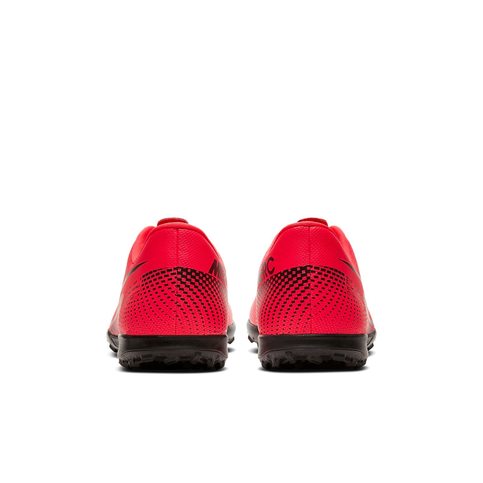 Nike Mercurial Vapor 13 Club Low-Top Soccer Shoes Red/Black AT7999-606