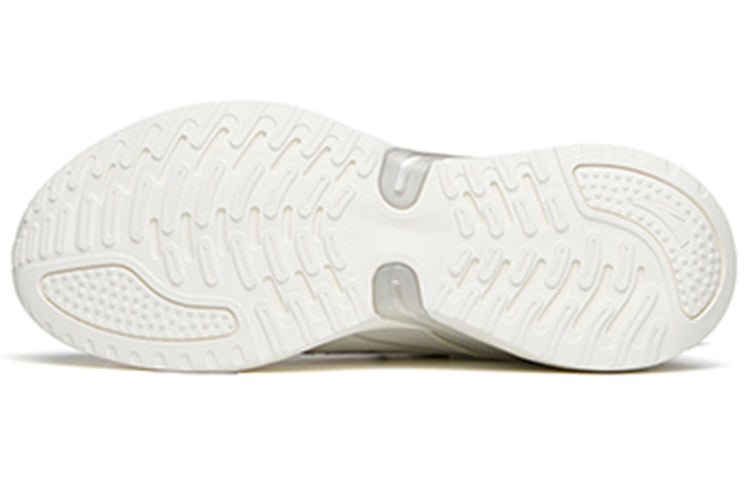 (WMNS) ANTA C37 2.0 Low 'White Silver' 122215538R-1