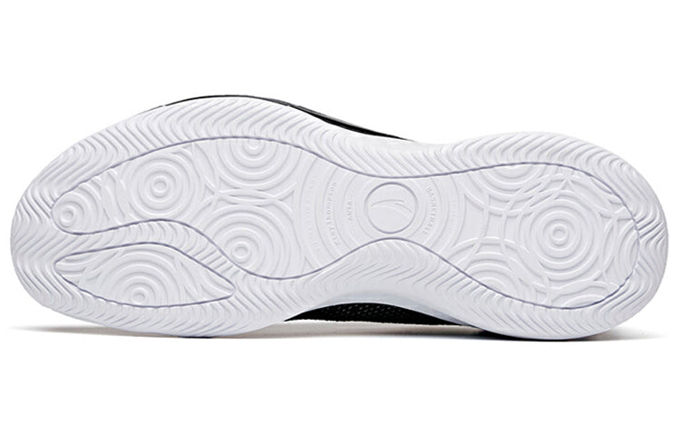 ANTA Klay Thompson Light 6 Basketball Sneakers 'Black White' 112121605-2