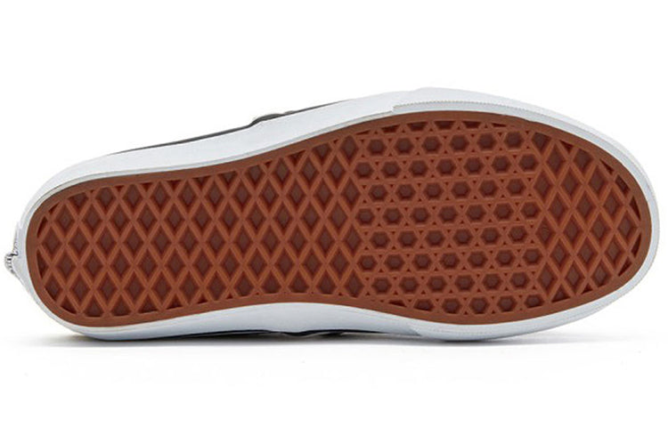 Fleece Pack x Vans Classic Slip-On Black/White VN0A4P3UTC6