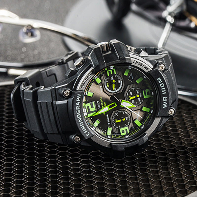 CASIO Waterproof Sports Mens Black Analog MCW-100H-3AVDF