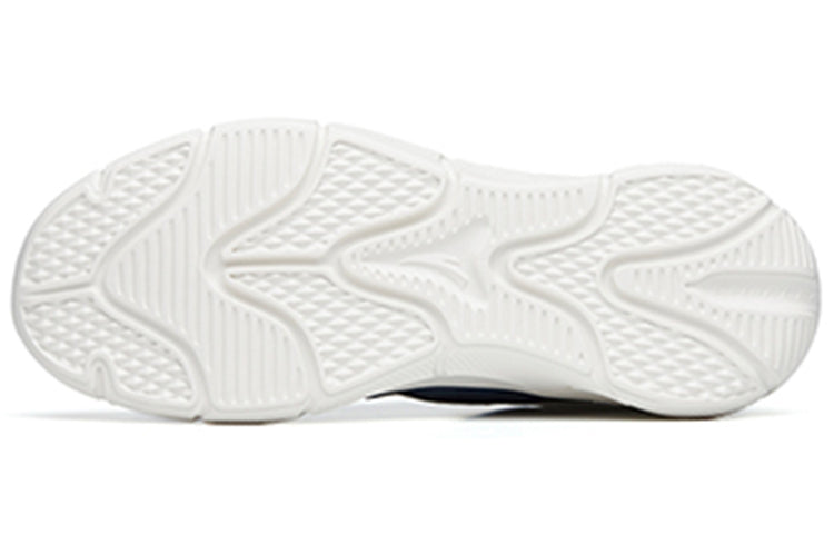 ANTA Linghu Low 'White Black' 112237701-3