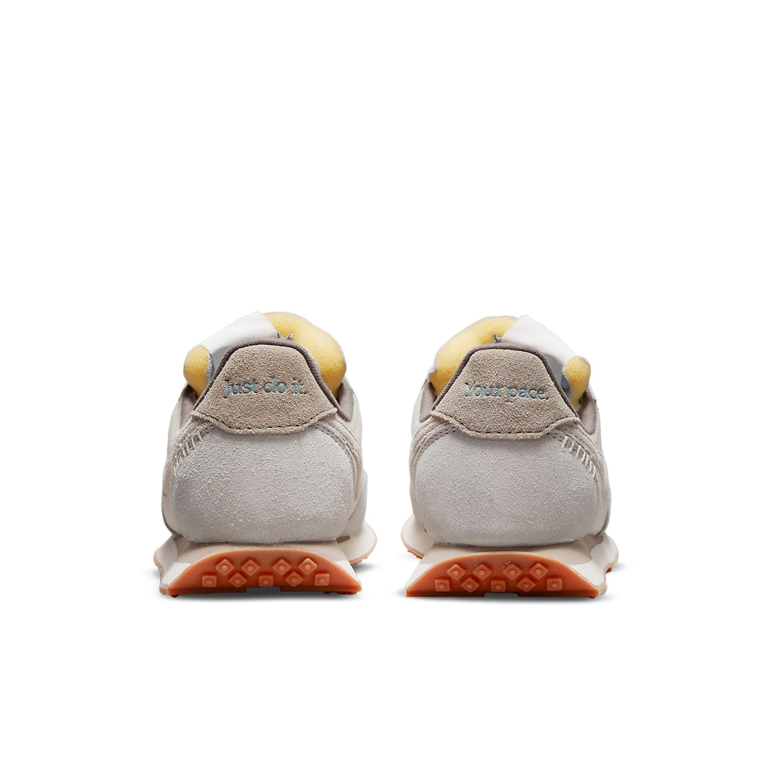 (WMNS) Nike Waffle Trainer 2 SE 'Light Ivory White' DO2345-120