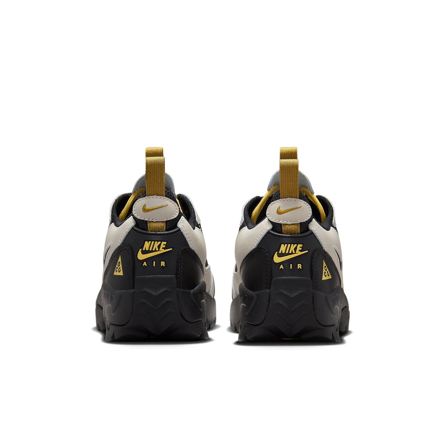 Nike ACG Air Mada 'Light Bone' DO9332-001