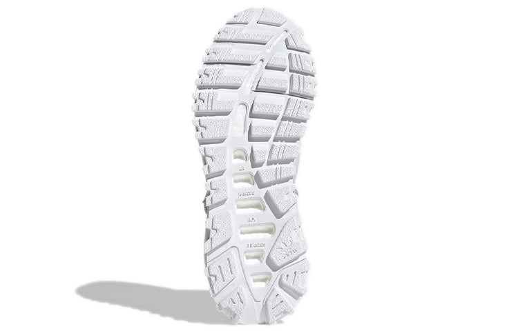 adidas originals ZX 2K Boost Utility Gore-Tex Triple White G54895