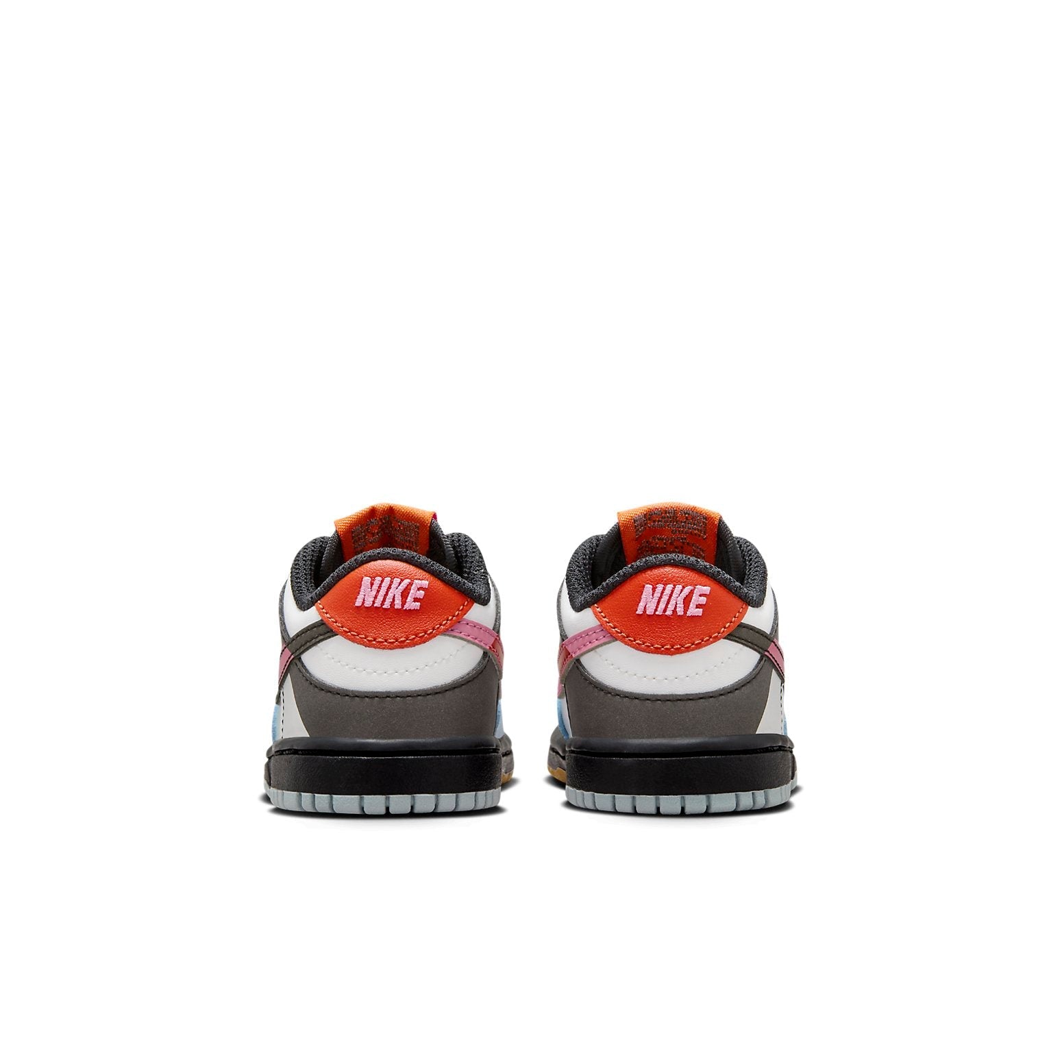 (TD) Nike Dunk Low 'Dance' FN0029-100