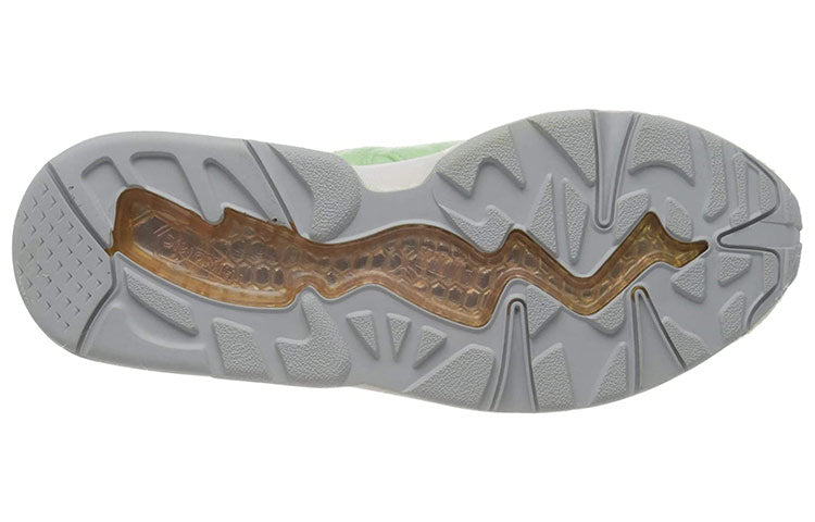 (WMNS) PUMA R698 Trinomic Green 358832-04