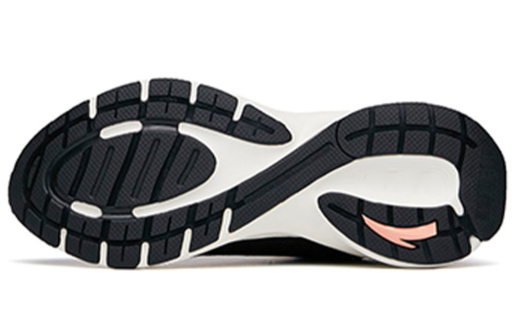 (WMNS) ANTA 1.5 Running Shoes 'Black White' 122135586-1