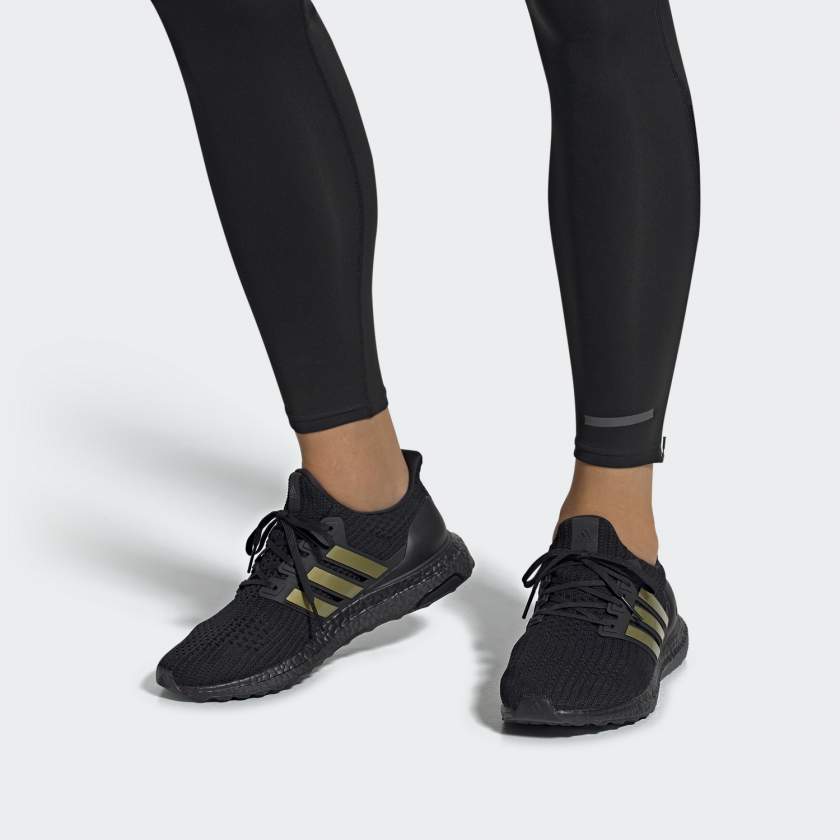 adidas Ultraboost DNA 'Metallic Gold' FU7437