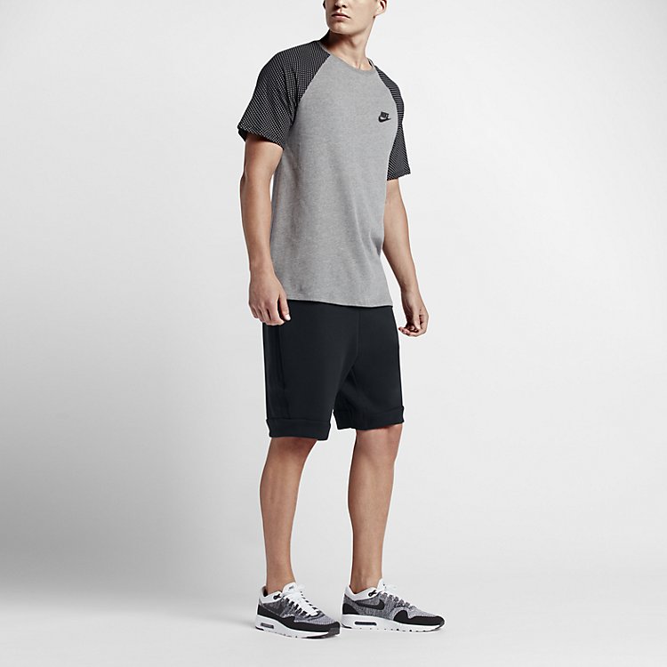 Apparel Shorts Men Nike Tech Fleece Short 805160-010