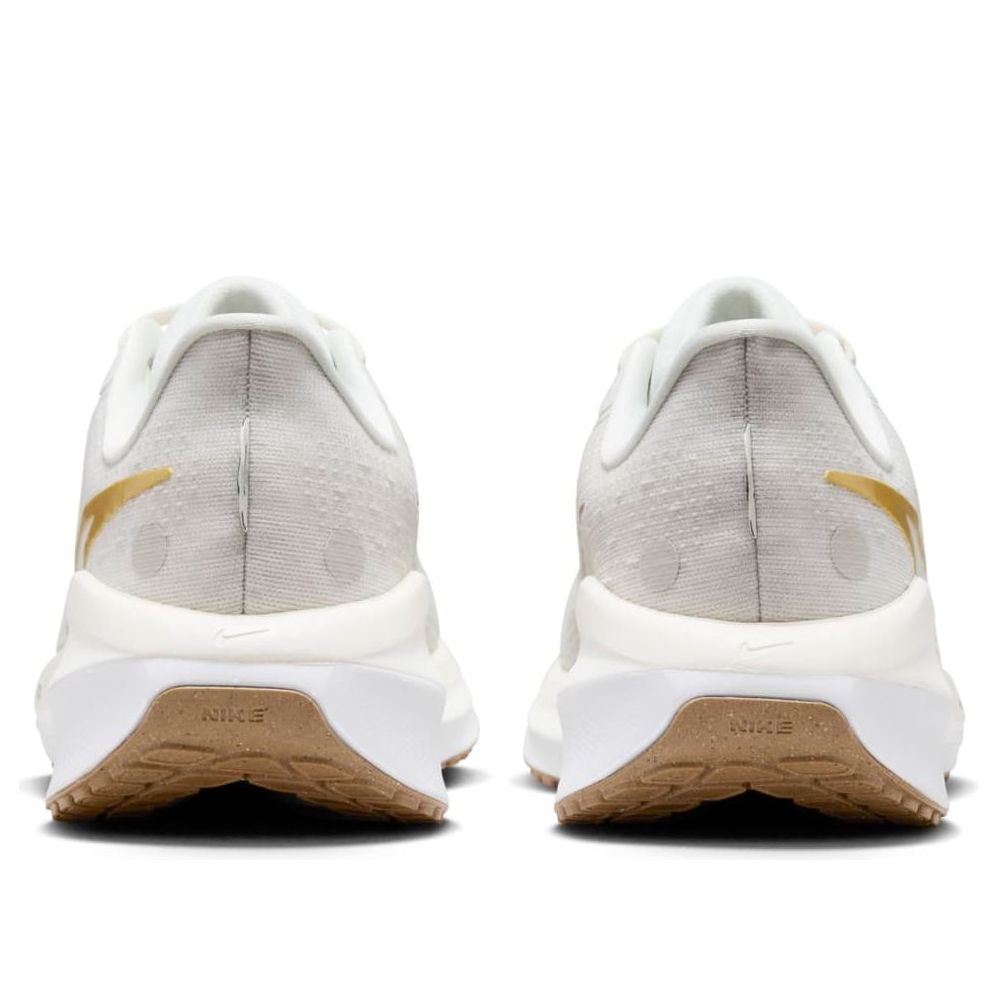 (WMNS) Nike Air Zoom Vomero 17 'Phantom Metallic Gold' FB8502-006