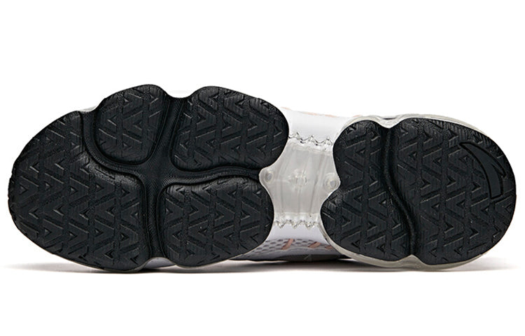 (WMNS) ANTA Running Series Sneakers Full Cushion 'White' 922025504-1
