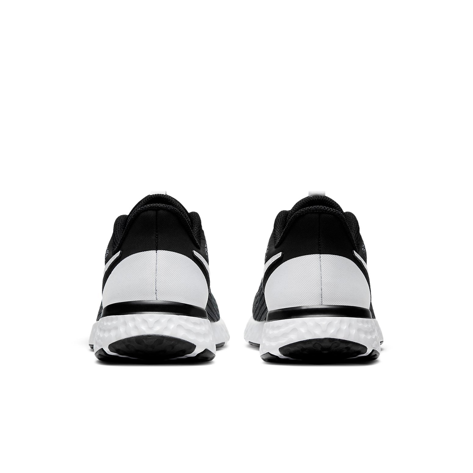 (WMNS) Nike Revolution 5 EXT 'Black White' CZ8590-002