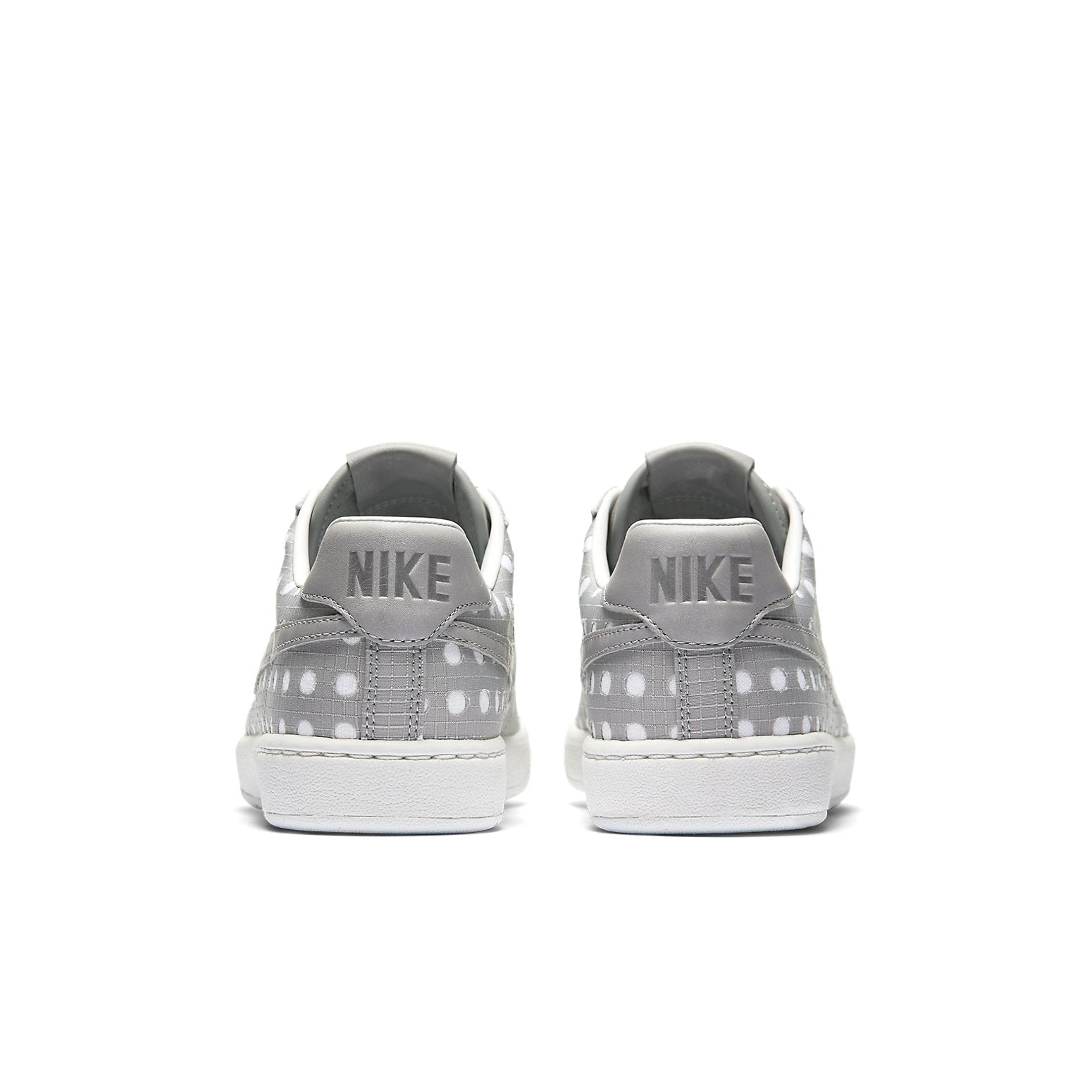 (WMNS) Nike Tennis Classic Ultra Premium 'Matte Silver' 749647-004