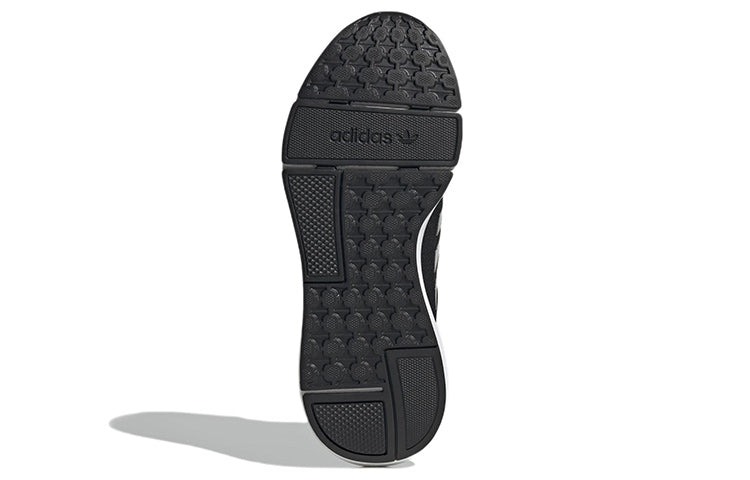 (WMNS) adidas Swift Run 22 'Black Gold White' GY9575