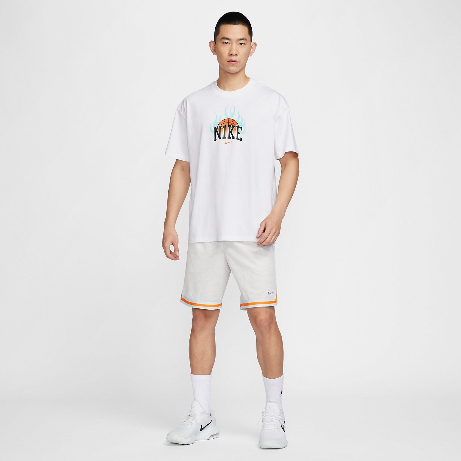 Nike Graphic T-shirt 'White' HF6156-100