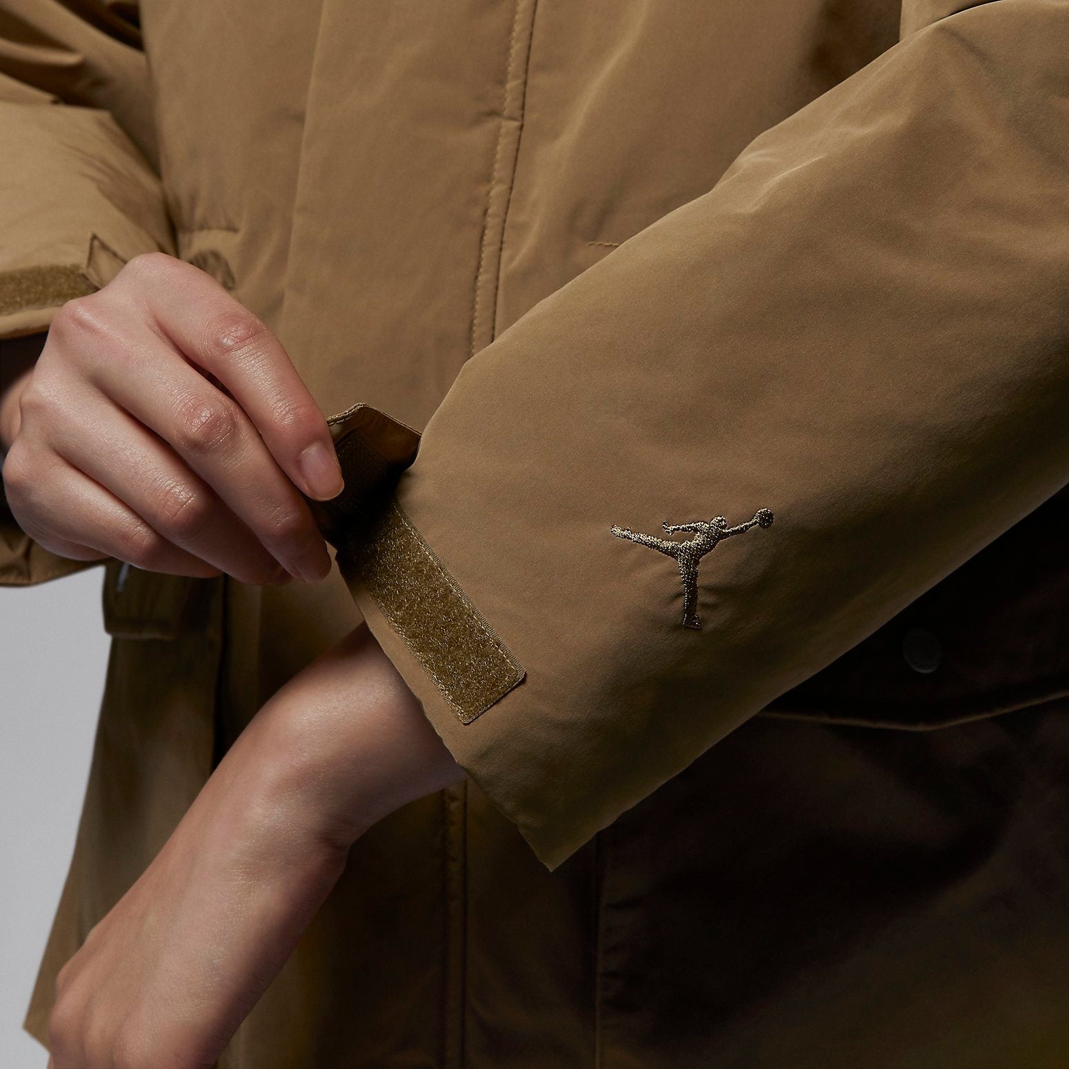 (WMNS) Air Jordan Down Parka Coat 'Tan' FB5086-392