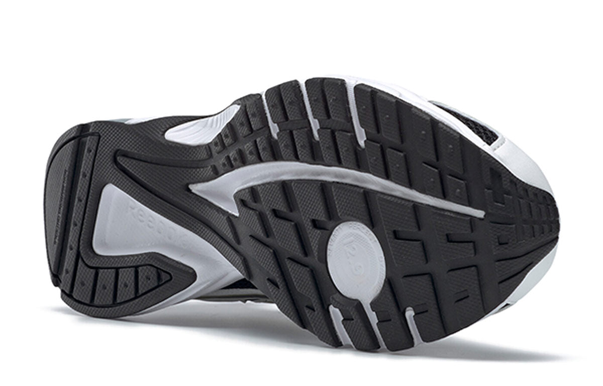Reebok Quick Chase Black/White FW2062