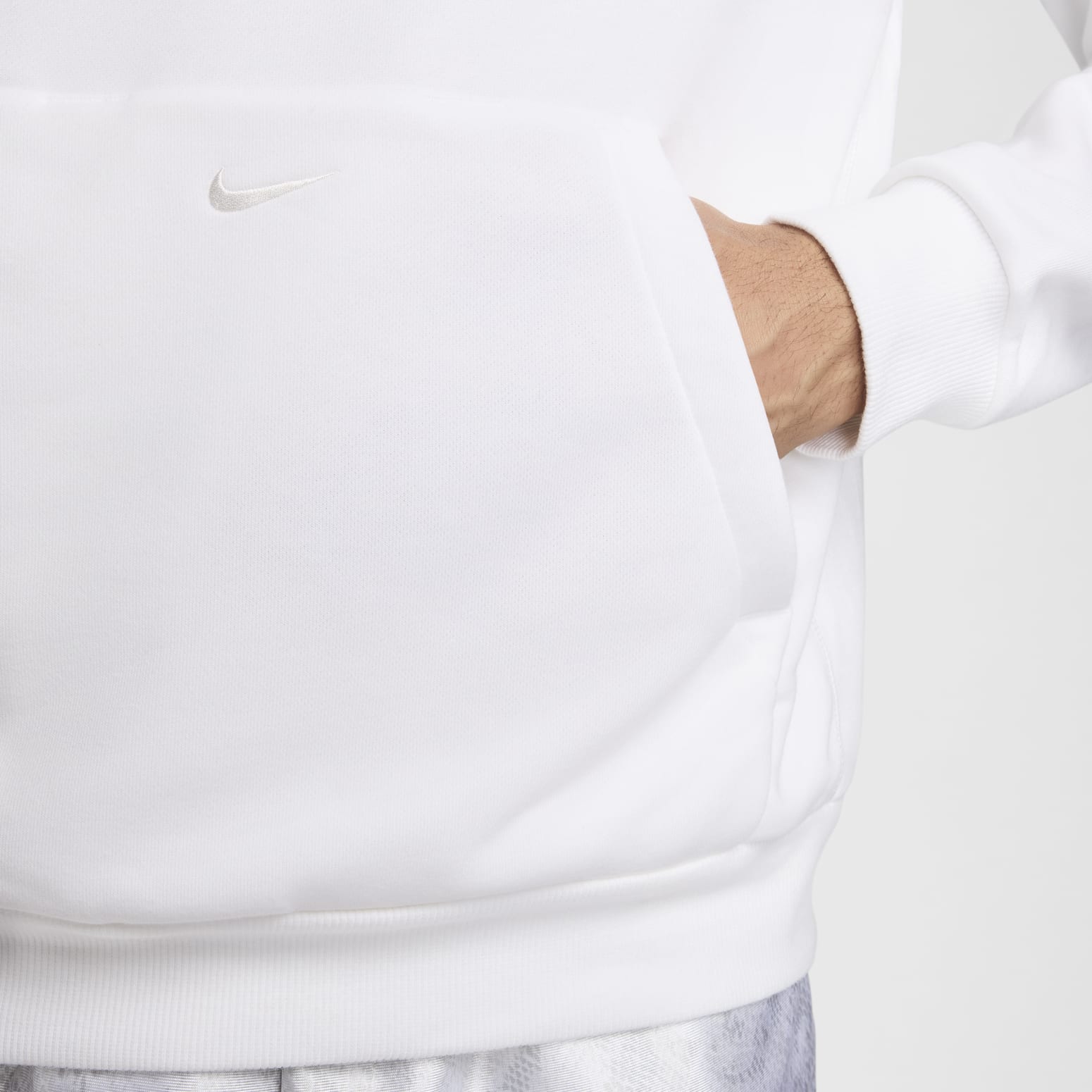 Nike Dri-FIT Standard Issue Pullover Basketball Hoodie 'Kobe Halo' HF0066-100