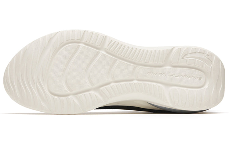 ANTA Running Series Sneakers 'Black White' 112245571-7