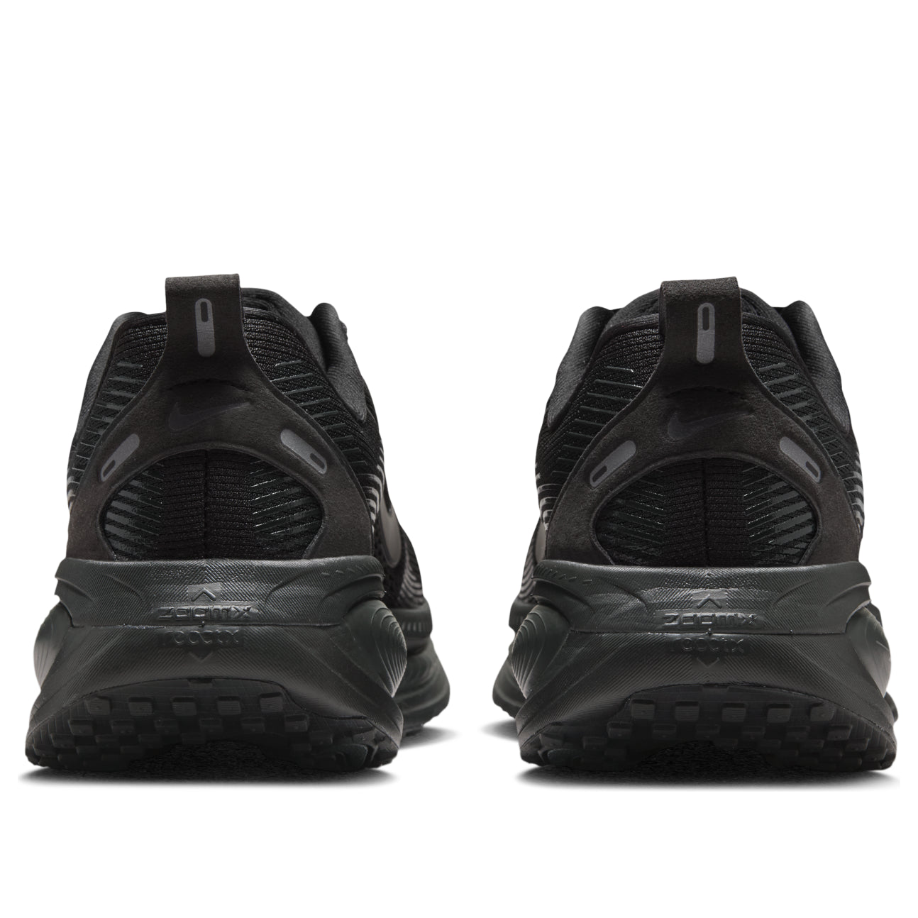 (WMNS) Nike Air Zoom Vomero 18 'Black Coconut Milk' HM6804-004