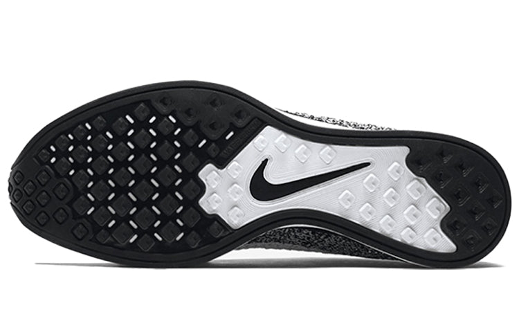 Nike Flyknit Racer 'Oreo 2.0' 526628-012