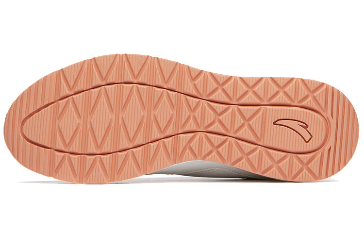 (WMNS) ANTA Training Series Sneakers 'Beige' 122047775-1