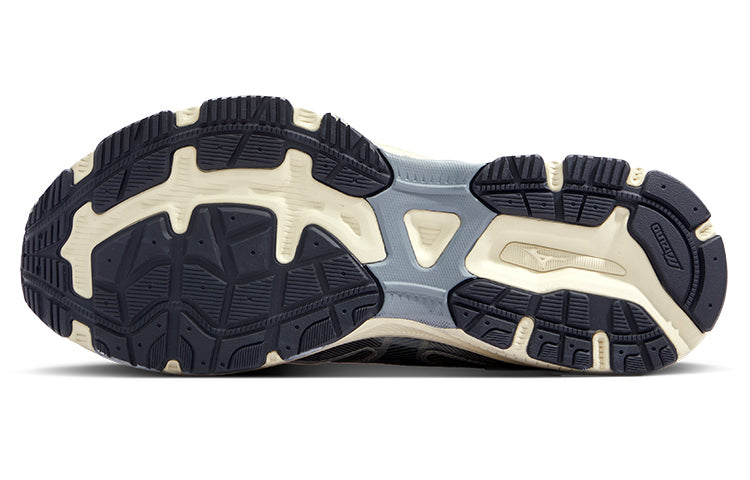 Mizuno Racer S 'Silver Grey' D1GH223519