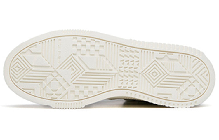 ANTA x SNOOPY Skateboarding Series Sneakers 'White Light Blue' 912138011-7