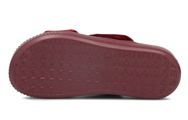 (WMNS) PUMA Platform Velvet Sippers Red 380675-01