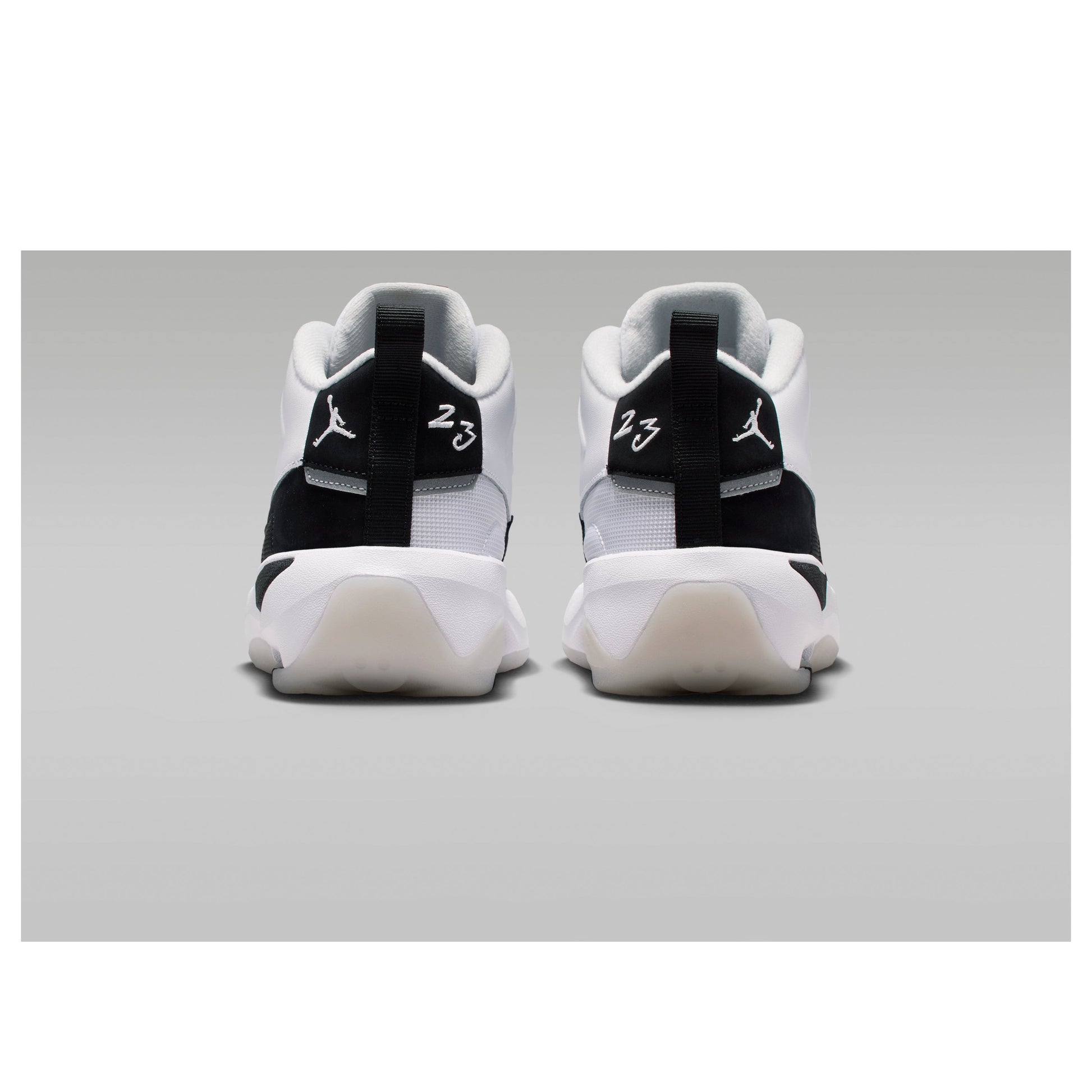 (GS) Air Jordan Max Aura 7 'White Summit White Black' HQ2089-100