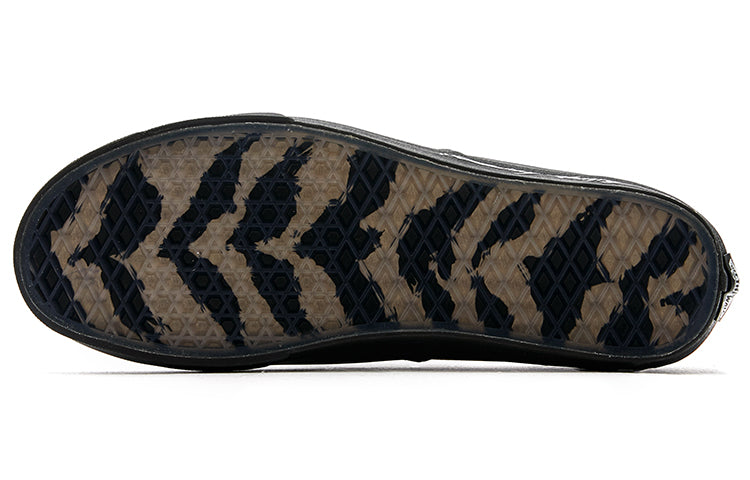 Vans Huatunan x Authentic 'Year of The Tiger' VN000QERBLK
