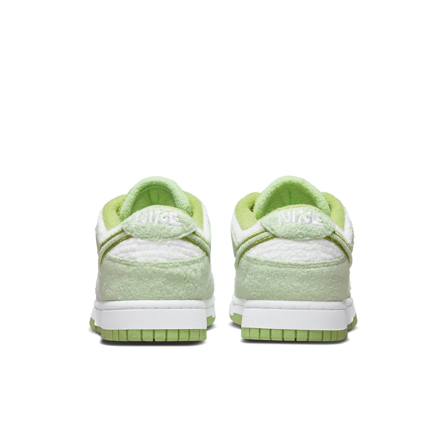 (WMNS) Nike Dunk Low SE 'Fleece - Honeydew' DQ7579-300