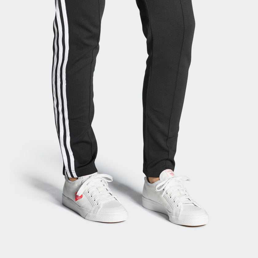 (WMNS) adidas Nizza Trefoil 'Valentine's Day' EF5074