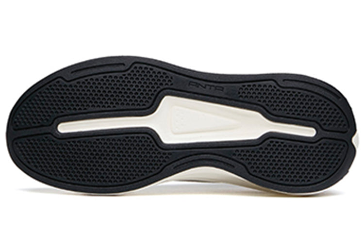 (WMNS) ANTA Super Body 'White Black' 122118083S-1