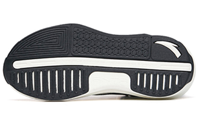 ANTA C37 2 'White Black' 912228082-4