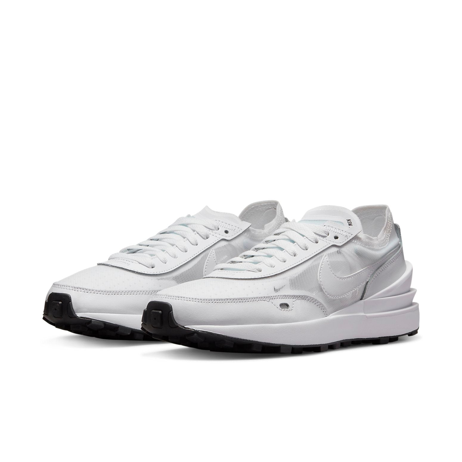 (WMNS) Nike Waffle One 'White Black' DC2533-103