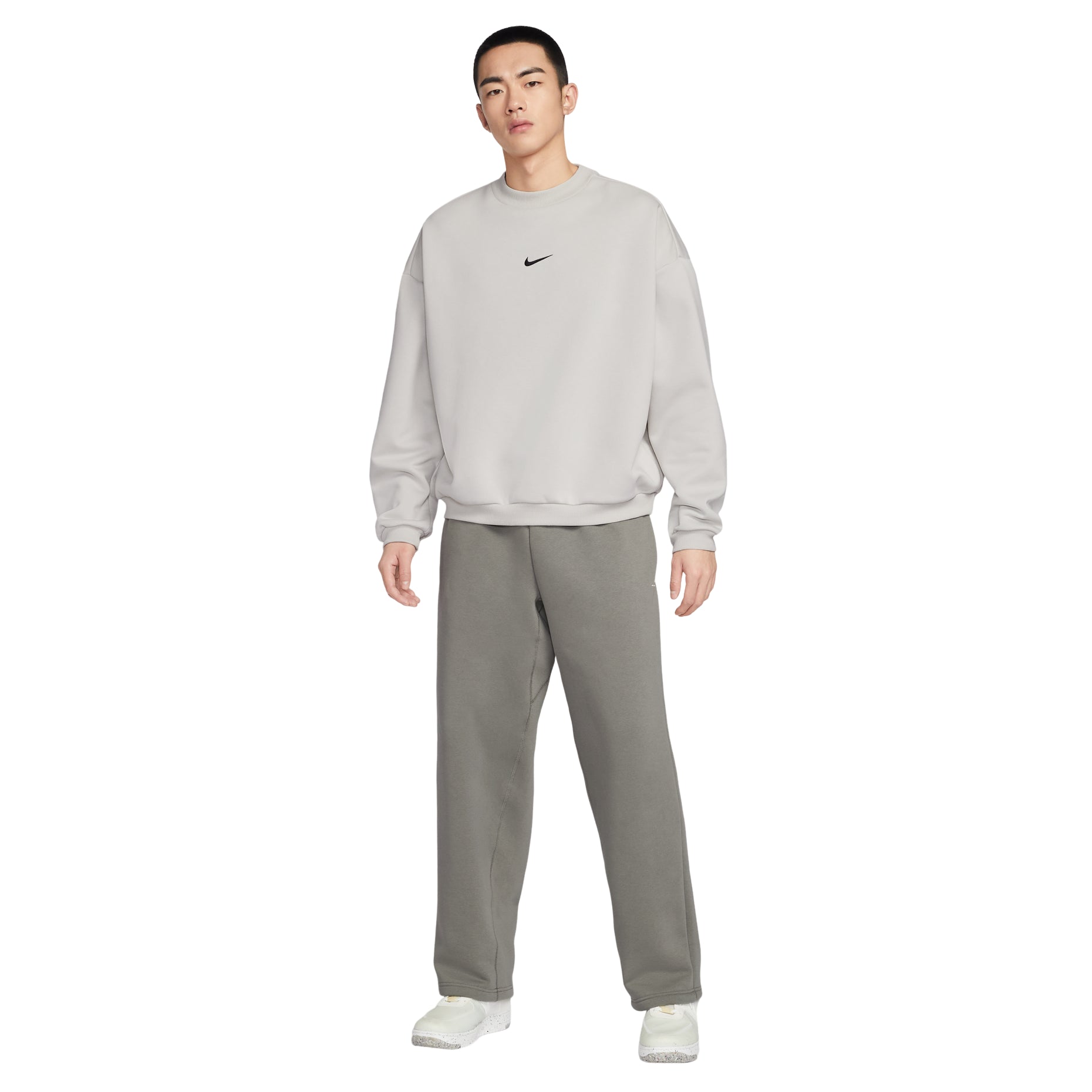 Nike Standard Issue Therma-FIT Brushed Crew 'Light Bone' IR0107-072