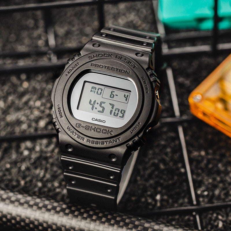 CASIO G-Shock Digital 'Black Silver' DW-5700BBMA-1