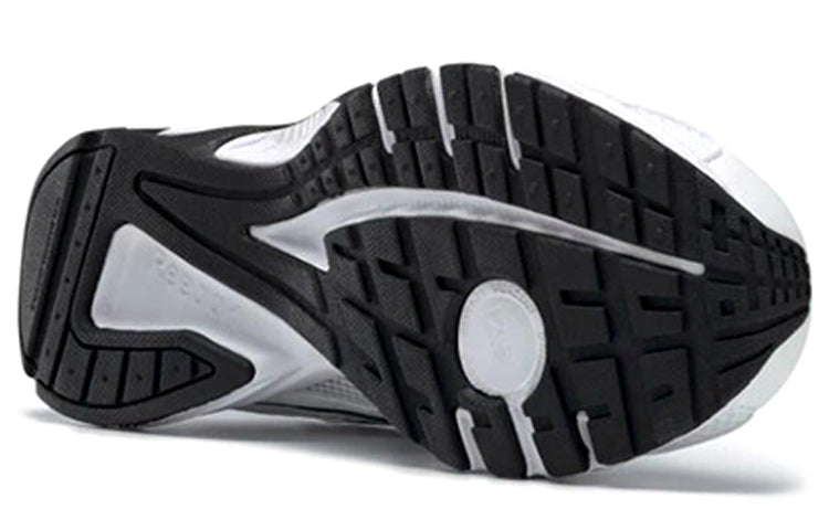 Reebok Quick Chase White/Black FW2061