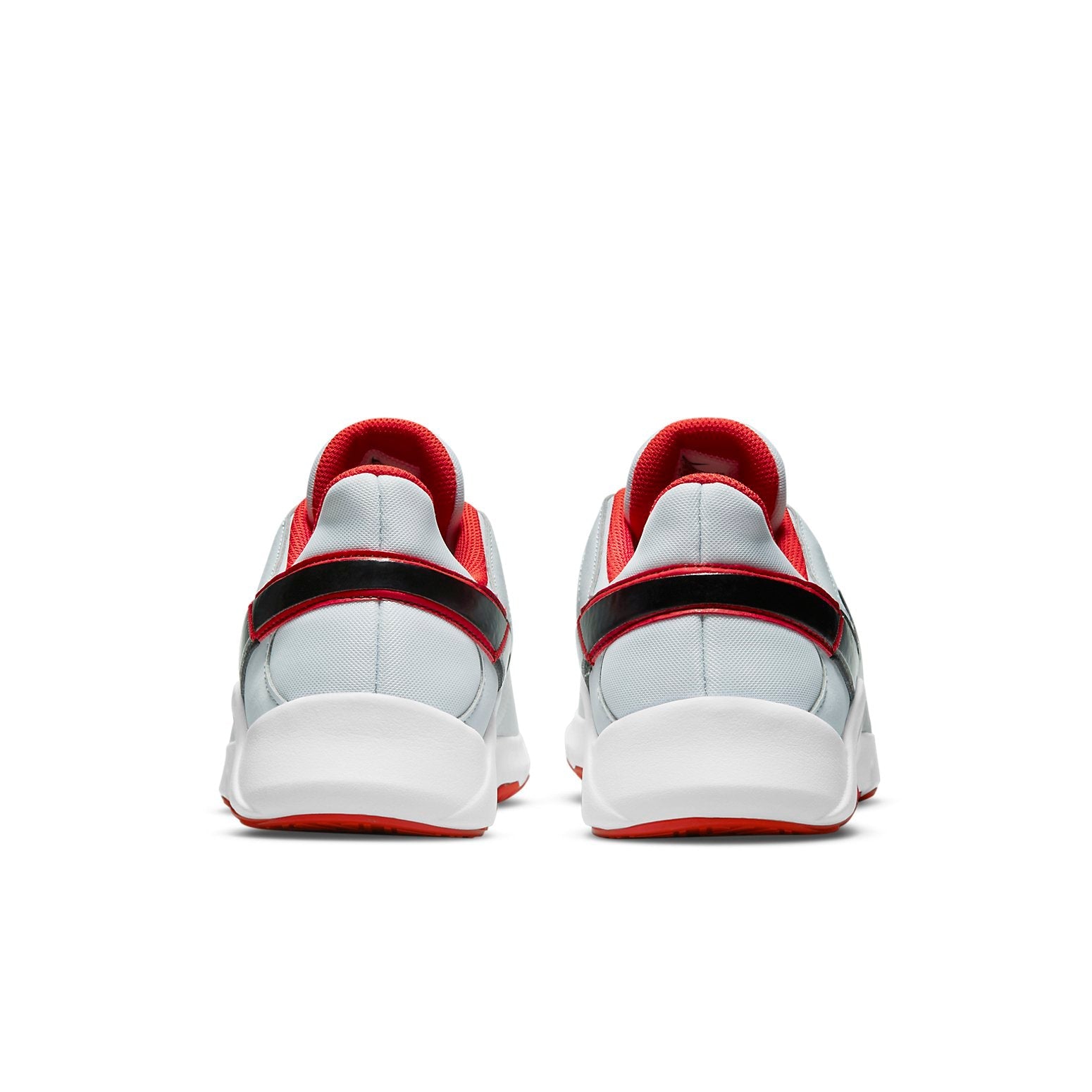 Nike Legend Essential 2 'Pure Platinum Metallic Silver' CQ9356-018