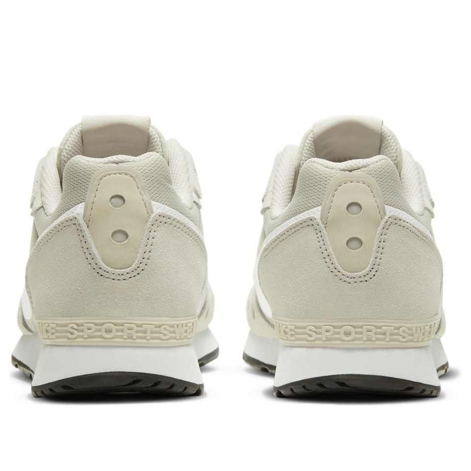 (WMNS) Nike Venture Runner 'Light Bone' CK2948-002