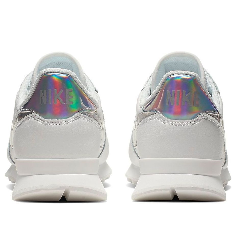(WMNS) Nike Internationalist 'White Iridescent' CQ5427-100