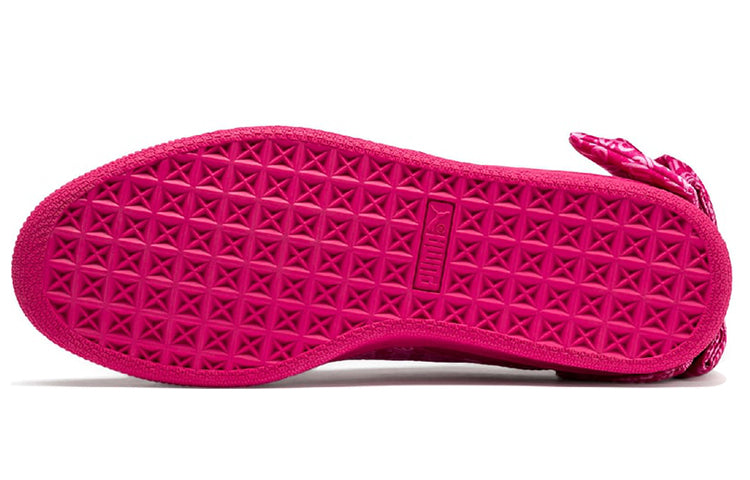 (WMNS) PUMA Barbie x Suede Classic 'Pink' 366322-01