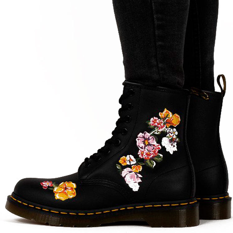 Dr. Martens 1460 Vonda II Unisex Black 24067001