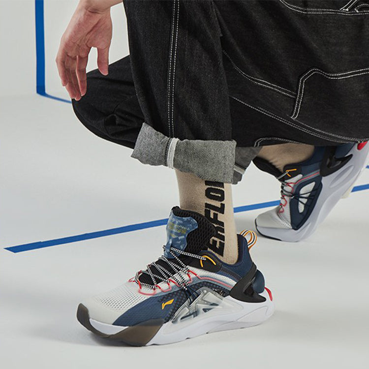 Li-Ning XinHuo Sport Leisure 'White Blue' AGLQ059-5