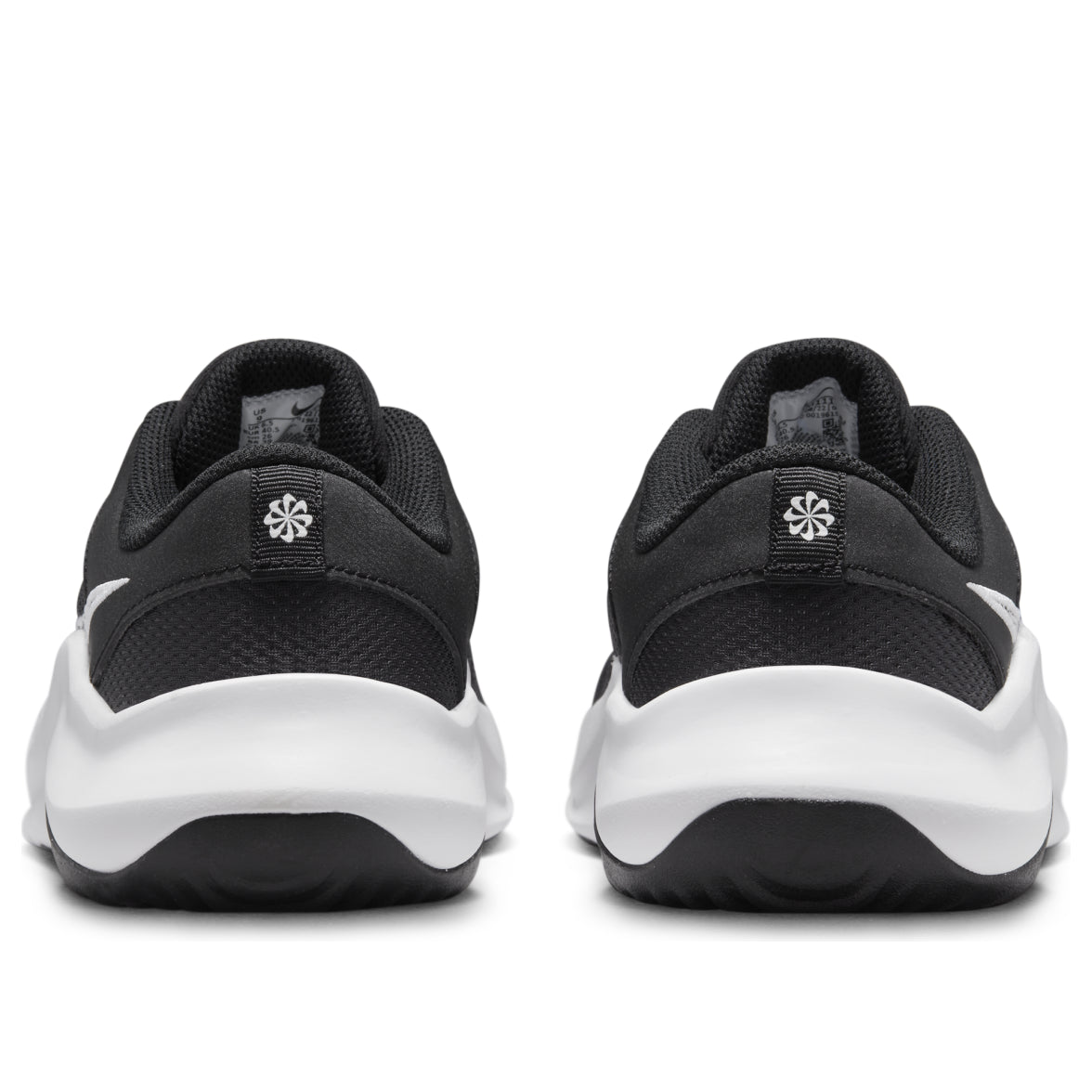 (WMNS) Nike Legend Essential 3 Next Nature 'Black White' DM1119-001