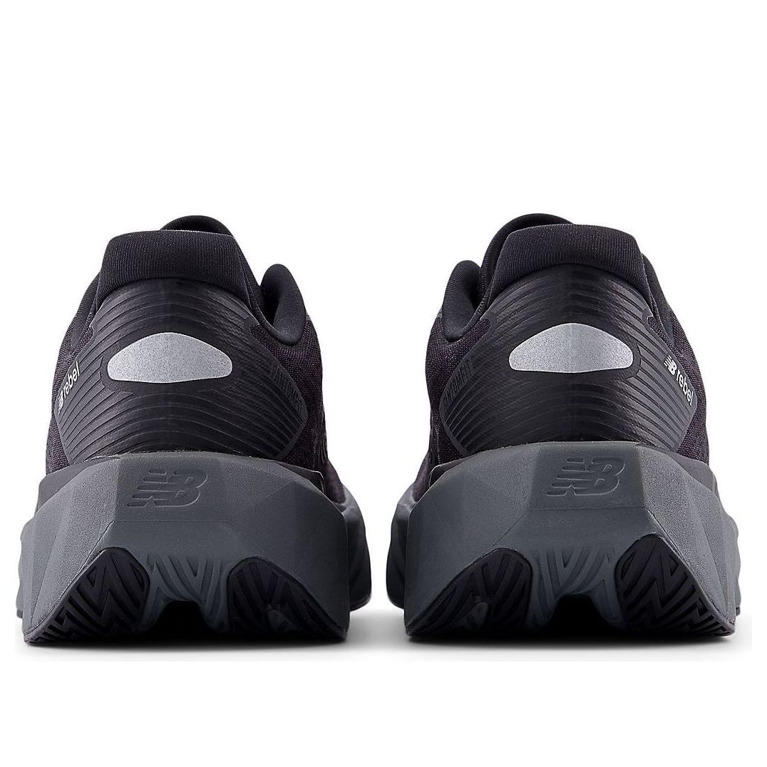 (WMNS)	New Balance FuelCell Rebel v5 'Black Castlerock' WFCXLO5