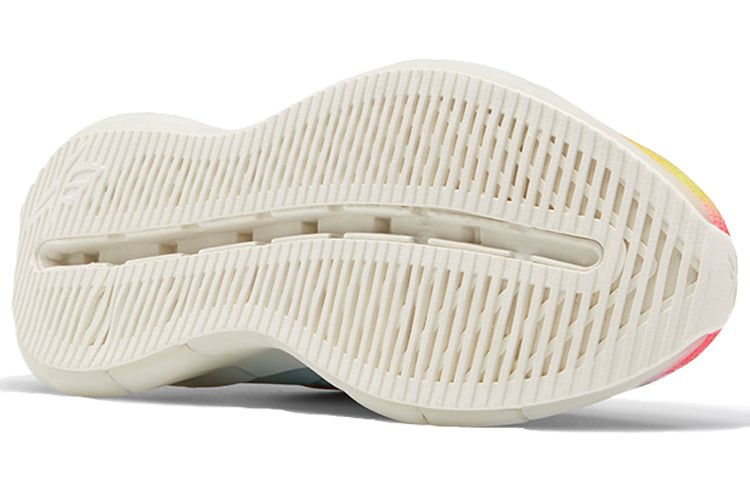 Reebok Zig Kinetica 'Pride' FY1008